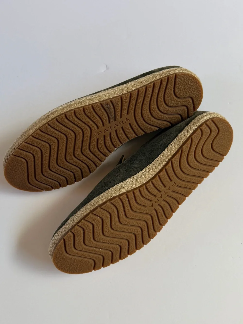 Patara smoking slipper